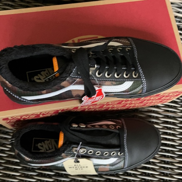 Vans Men’s Old Skool Mte Black/Camo sneakers - Picture 4 of 16